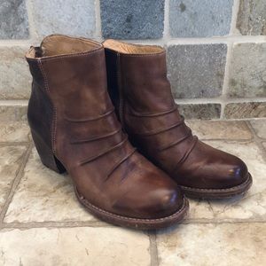 EUC Bed | Stu Arcane Boots Tan Rustic Teak sz 8.5